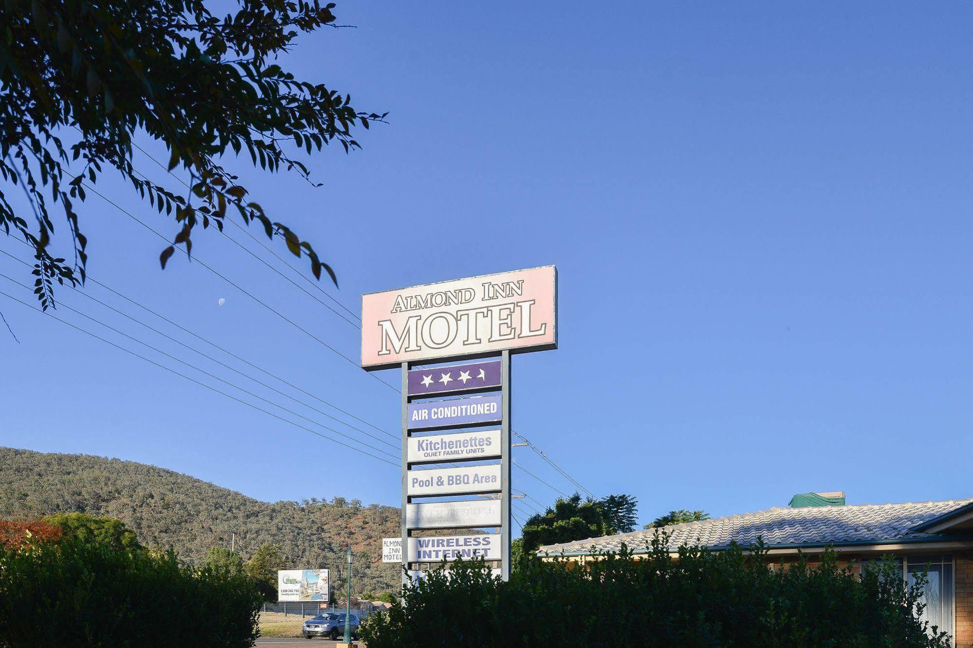 Almond Inn Τάμγουορθ Εξωτερικό φωτογραφία